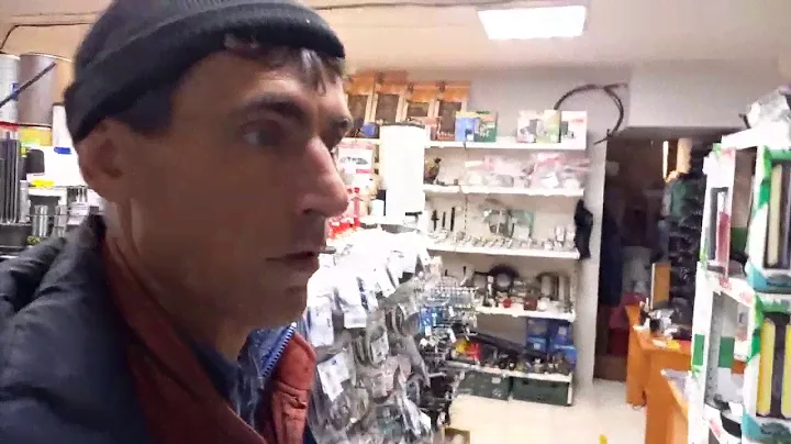 Нашел магазин запчастей на трактор