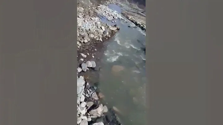 С 21 марта мост смыт,  село Поперечное. Улица Заречная.